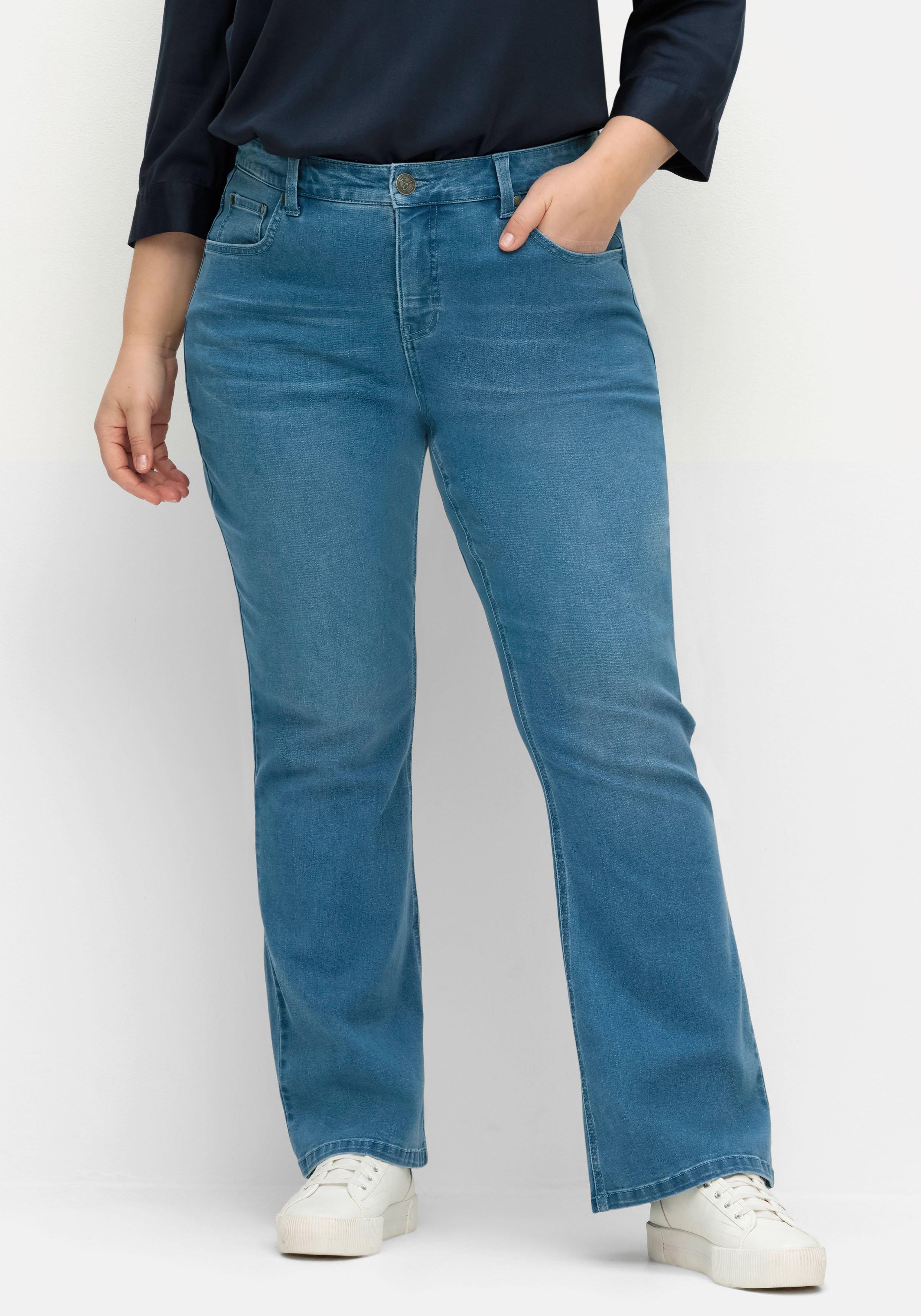 Bootcut-Jeans mit Catfaces und Shaping-Einsatz