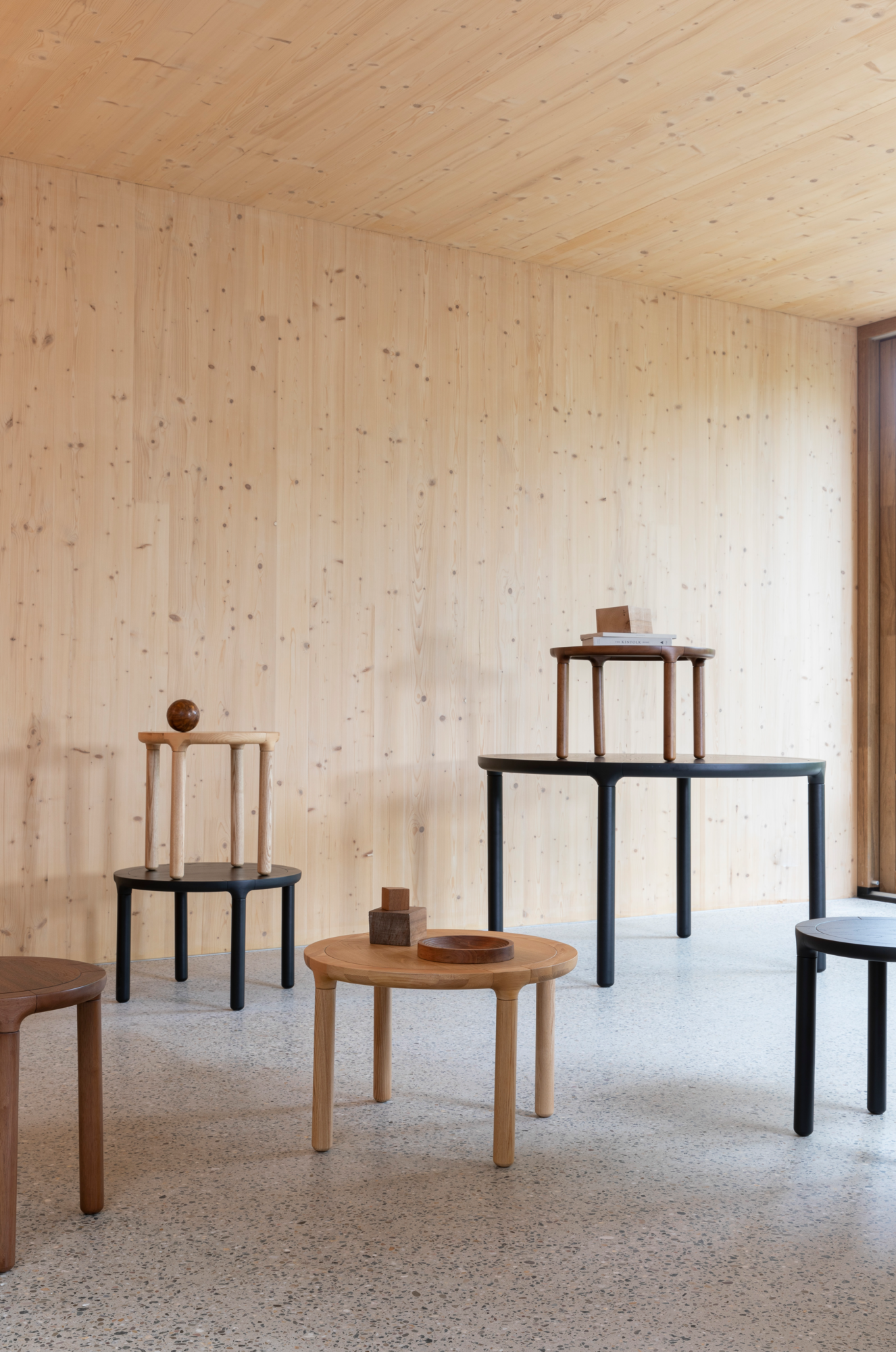 SIDE TABLE STORM NATURAL