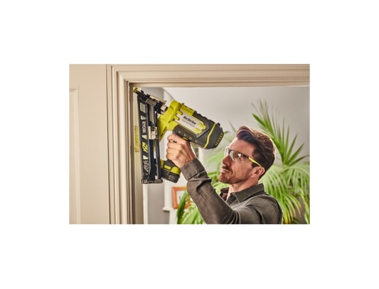 RYOBI - Agrafeuse - cloueurs Pack cloueur de finition incliné à air comprimé 18v oneplus...