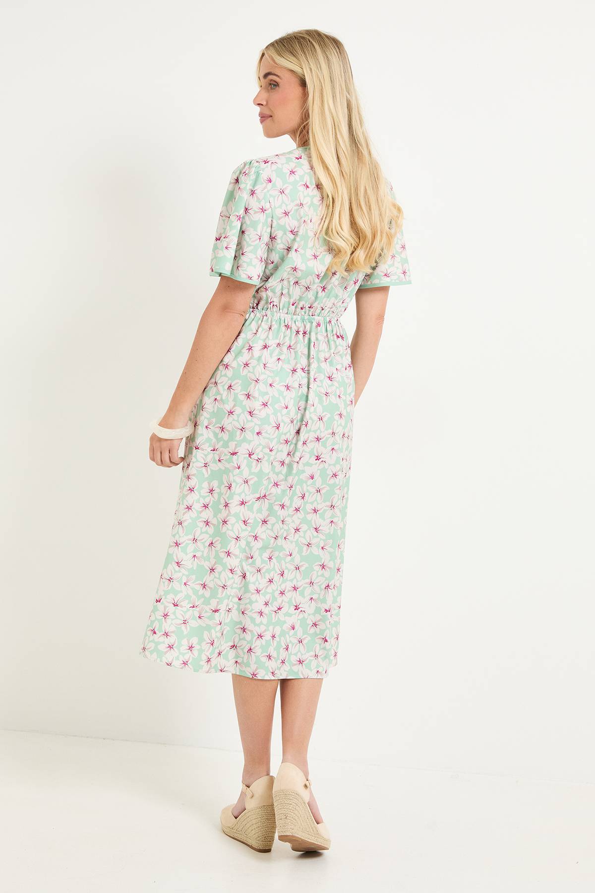 Wallis Robe Midi Évasée À Manches Flare Et Imprimé Fleuri Petite