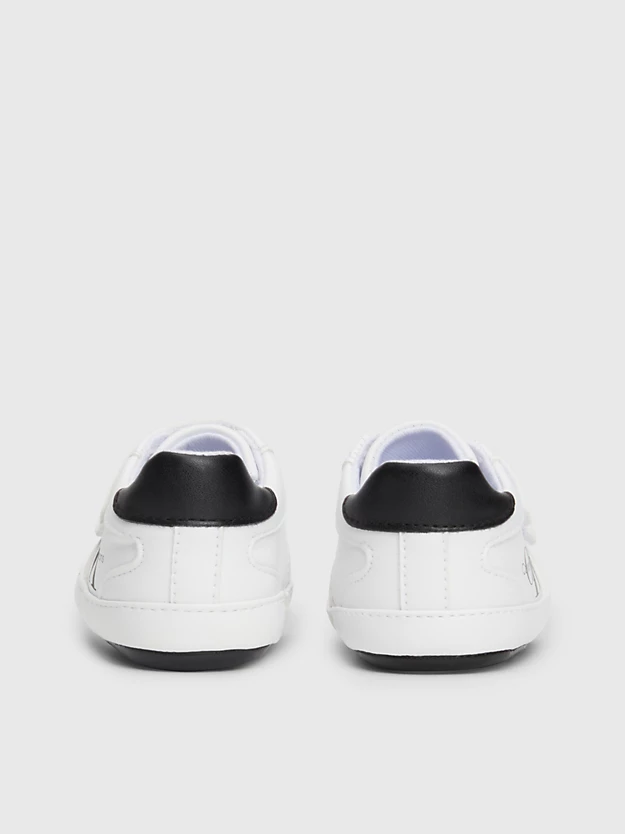 Tênis com velcro para recém-nascidos