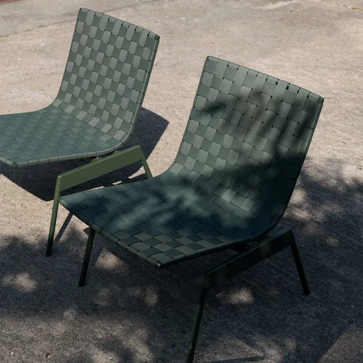 &Tradition - Ville AV44 Outdoor Lounge Chair, warm black
