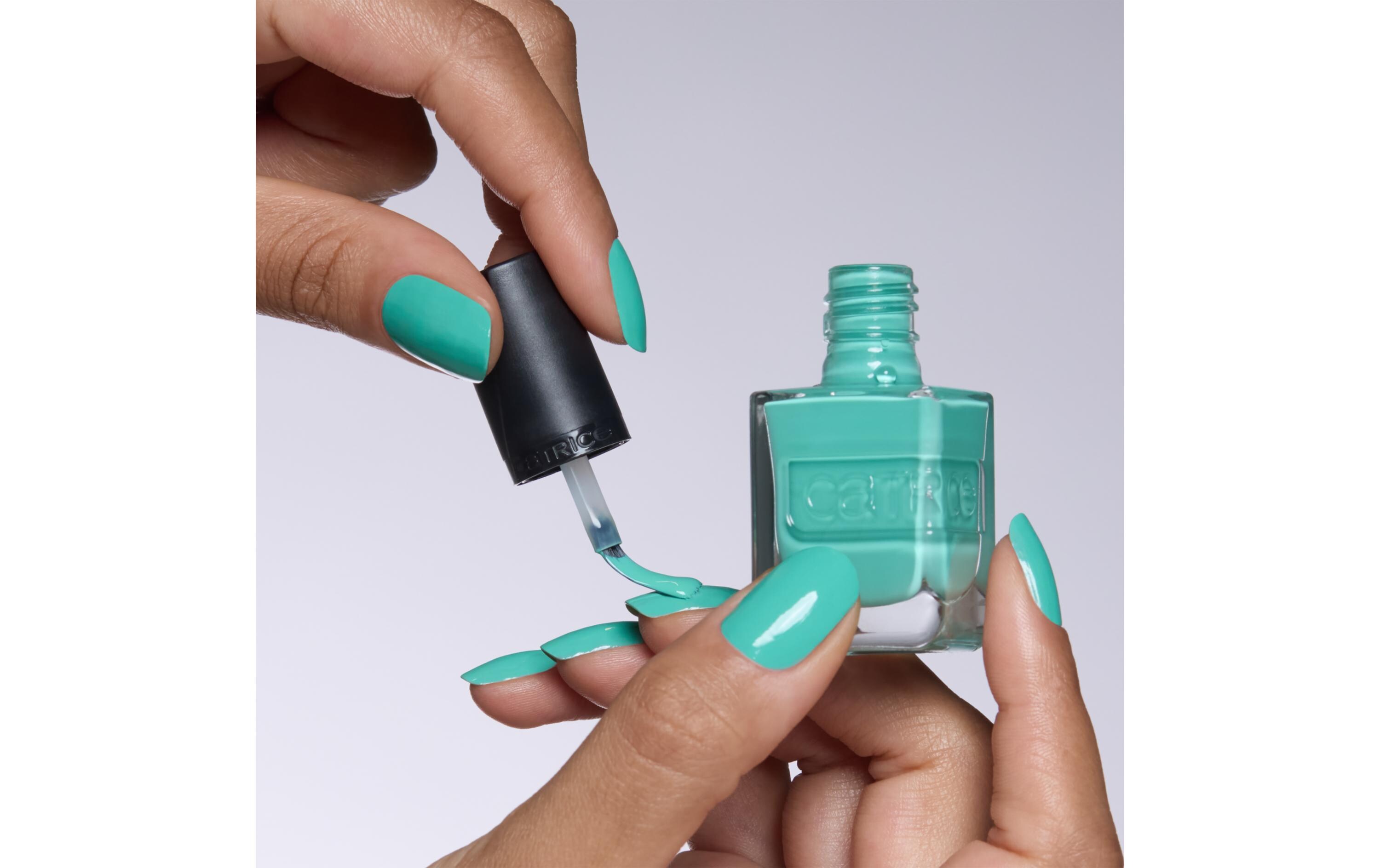 Nagellack Gel Affair 031 Electric TurquoiseLanganhaltender Gel-Nagellack in einem frischen Türkis-Ton