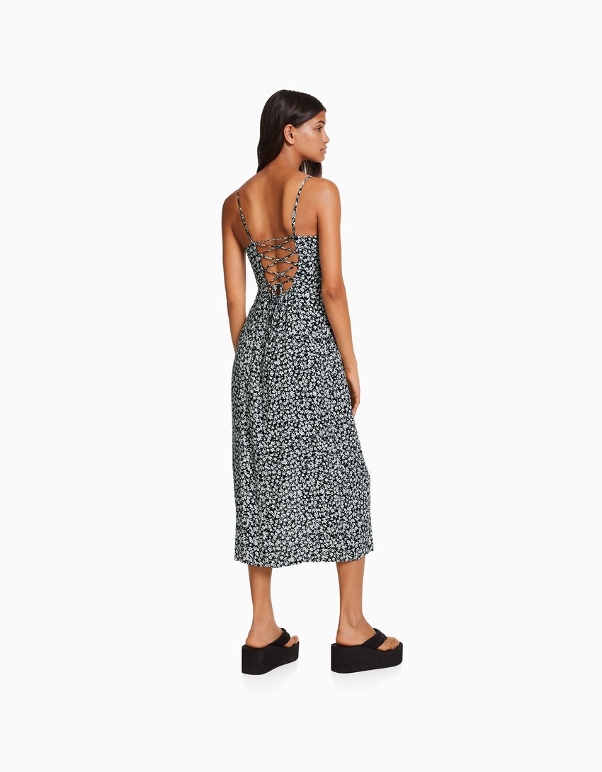 Vestido midi de alças com estampa floral