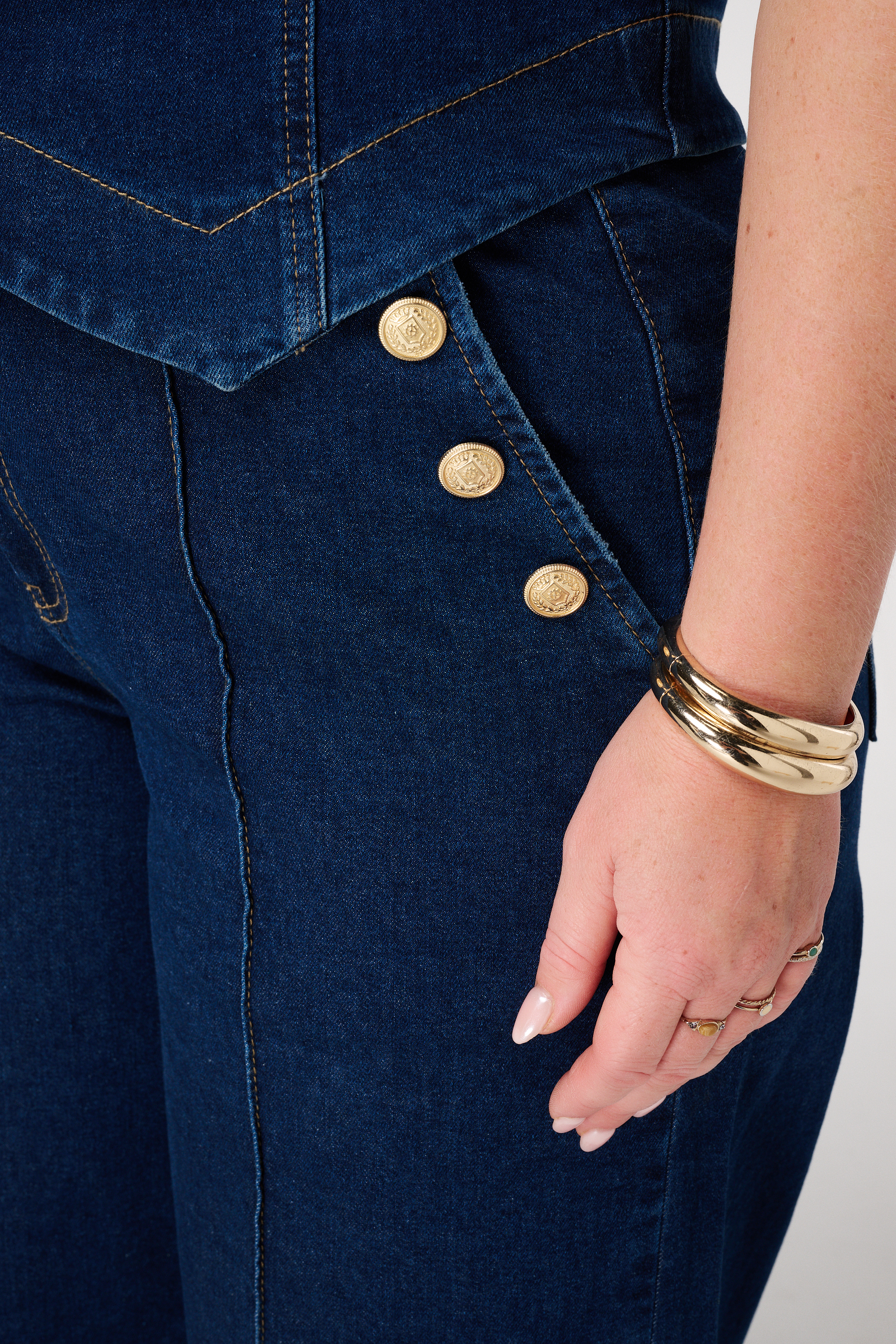 Wide leg jeans met sierknopen Rinse Washed Denim
