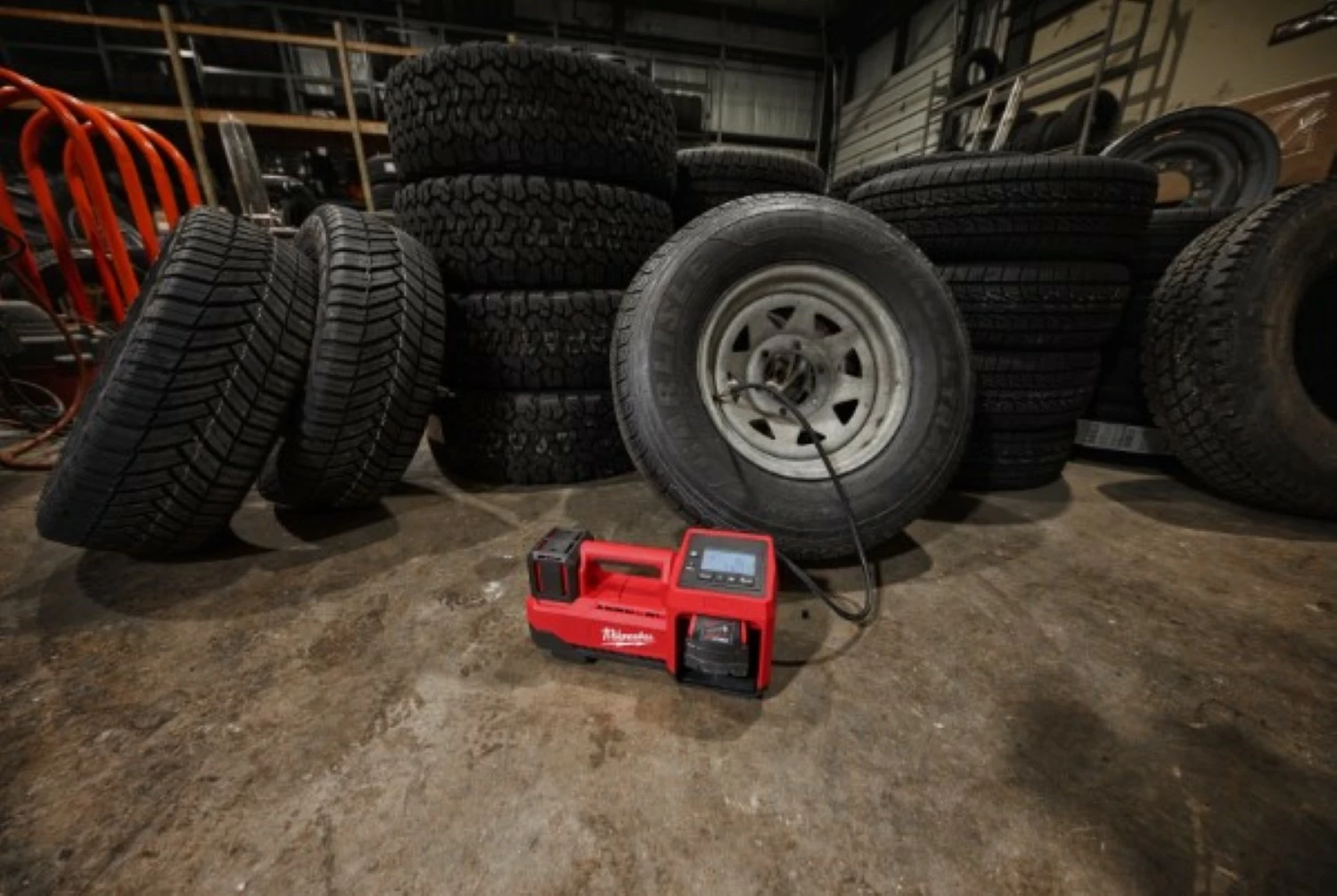 Milwaukee M18 BI-0 18V Li-Ion accu luchtpomp body - 40l/min - 10,3bar