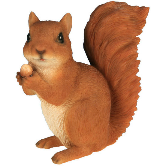 Ecureuil avec noisette, en résine H 13,5 cm