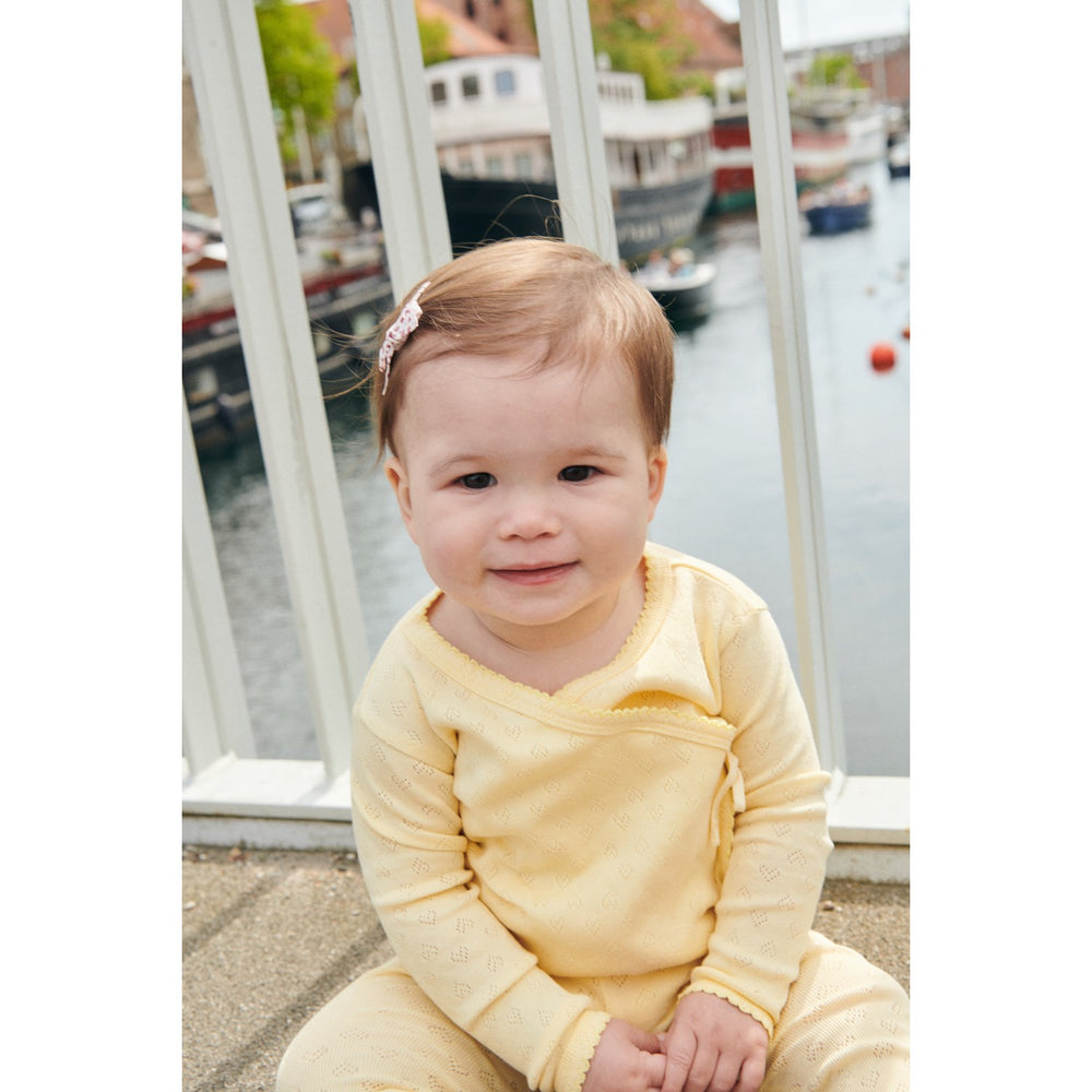 Køb COPENHAGEN COLORS Pale Yellow Pointelle Heart Crossover Body Ls