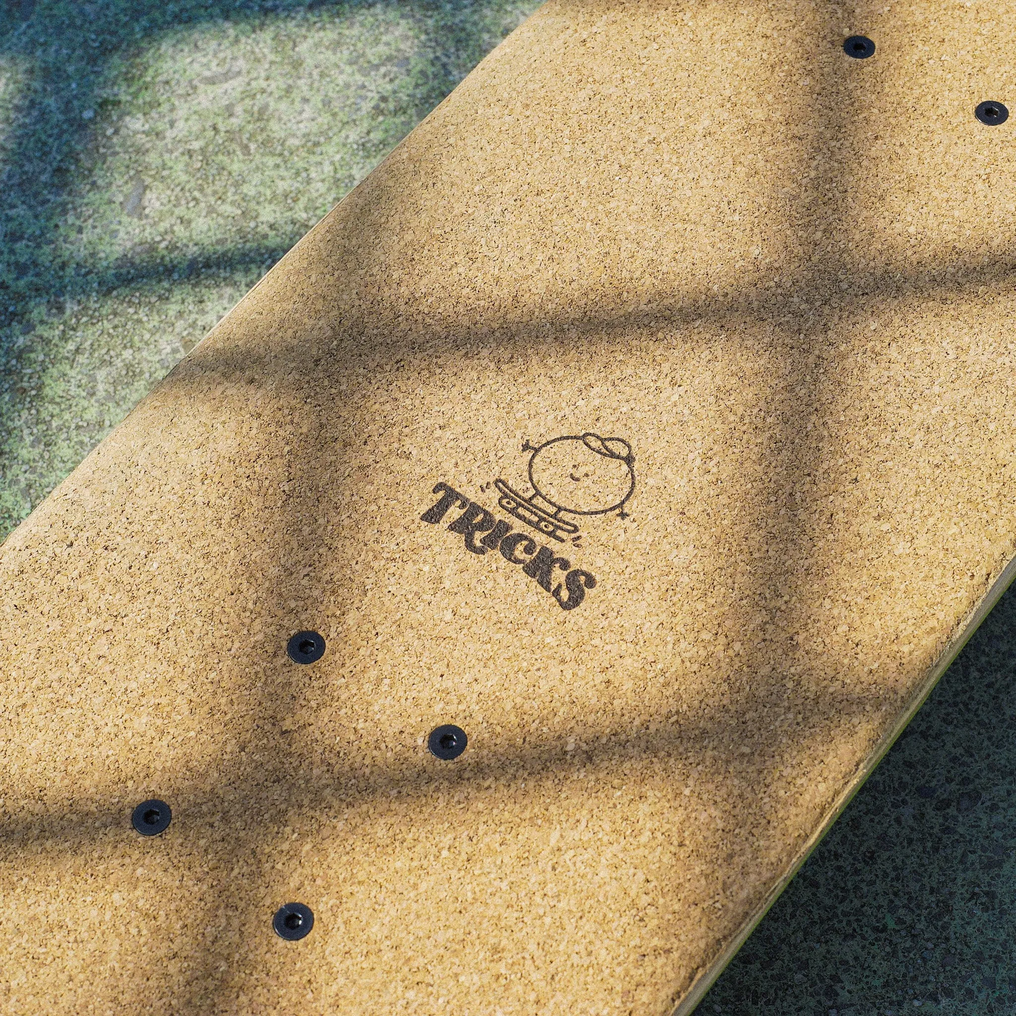 Tricks Mini Skateboard Peace of Mind 8.25