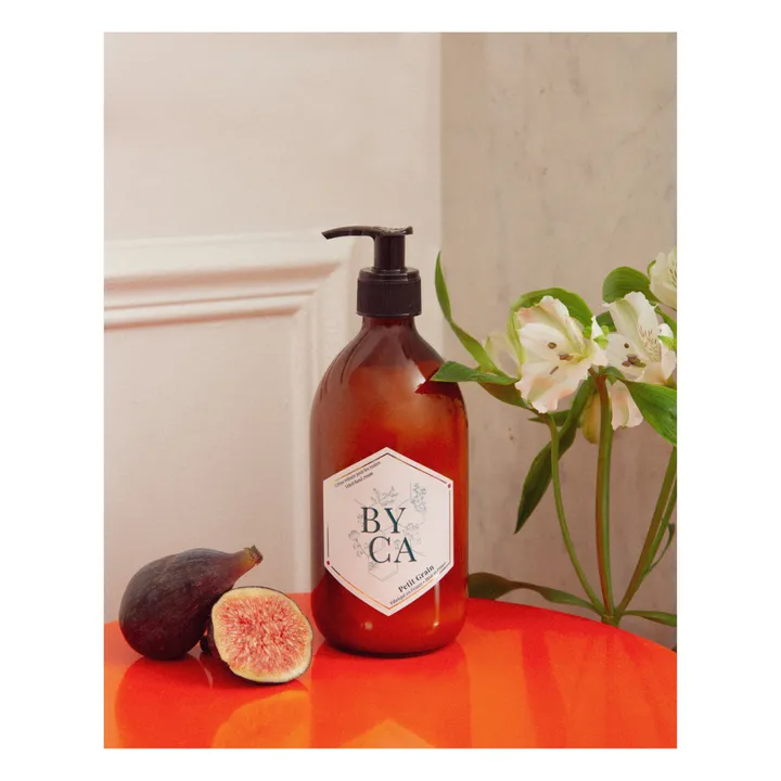Byca Crème velours pour les mains Petit grain - 480 ml