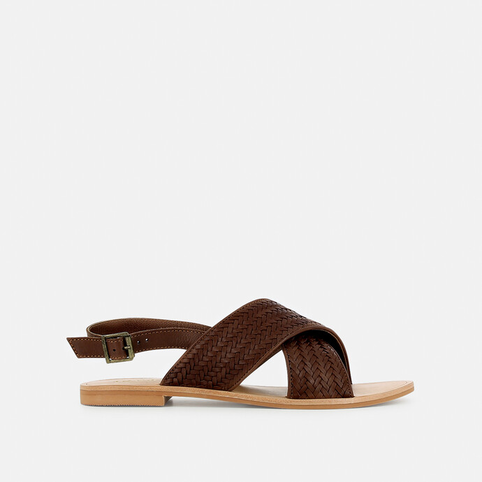 Sandales plates à larges brides  en cuir marron