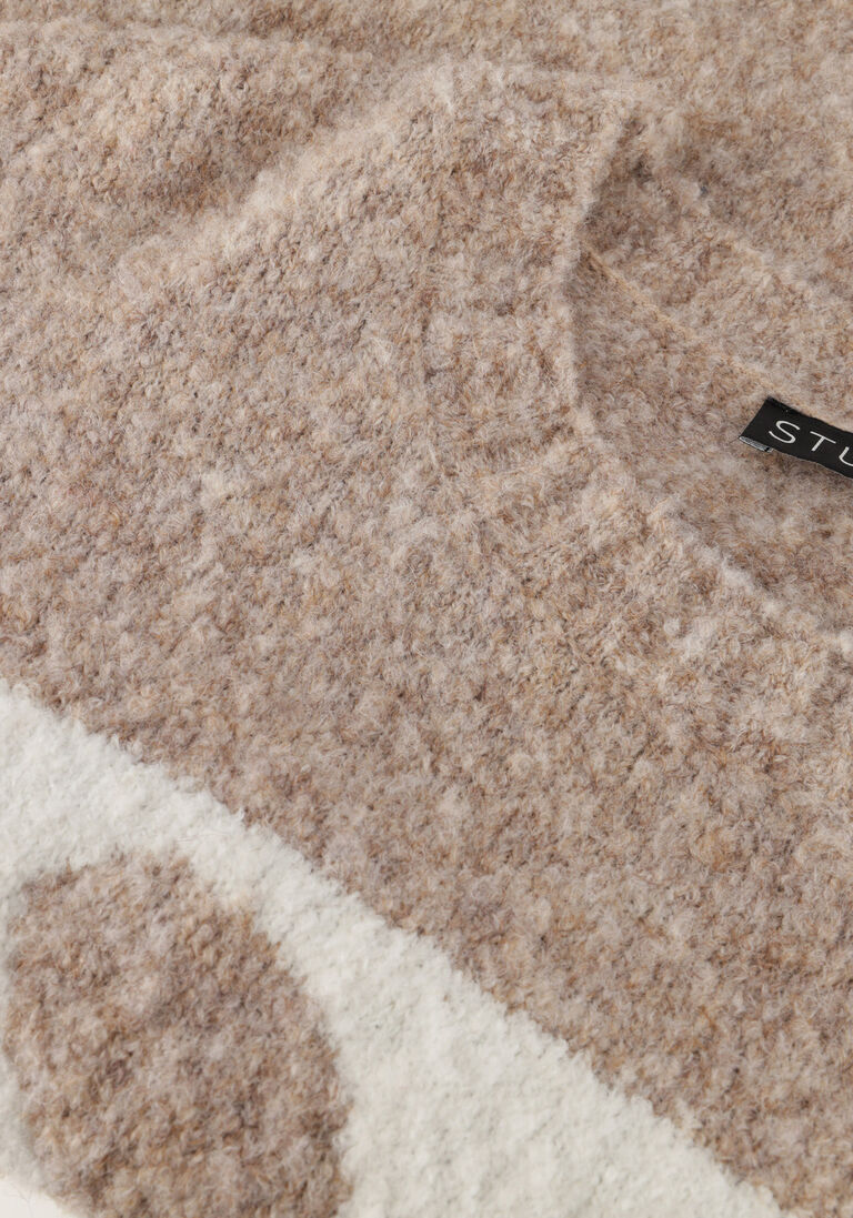 beige studio ar trui kirsten