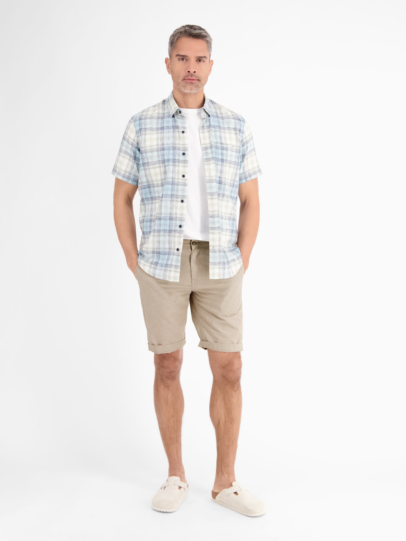 Chino-Bermuda mit Leinenanteil