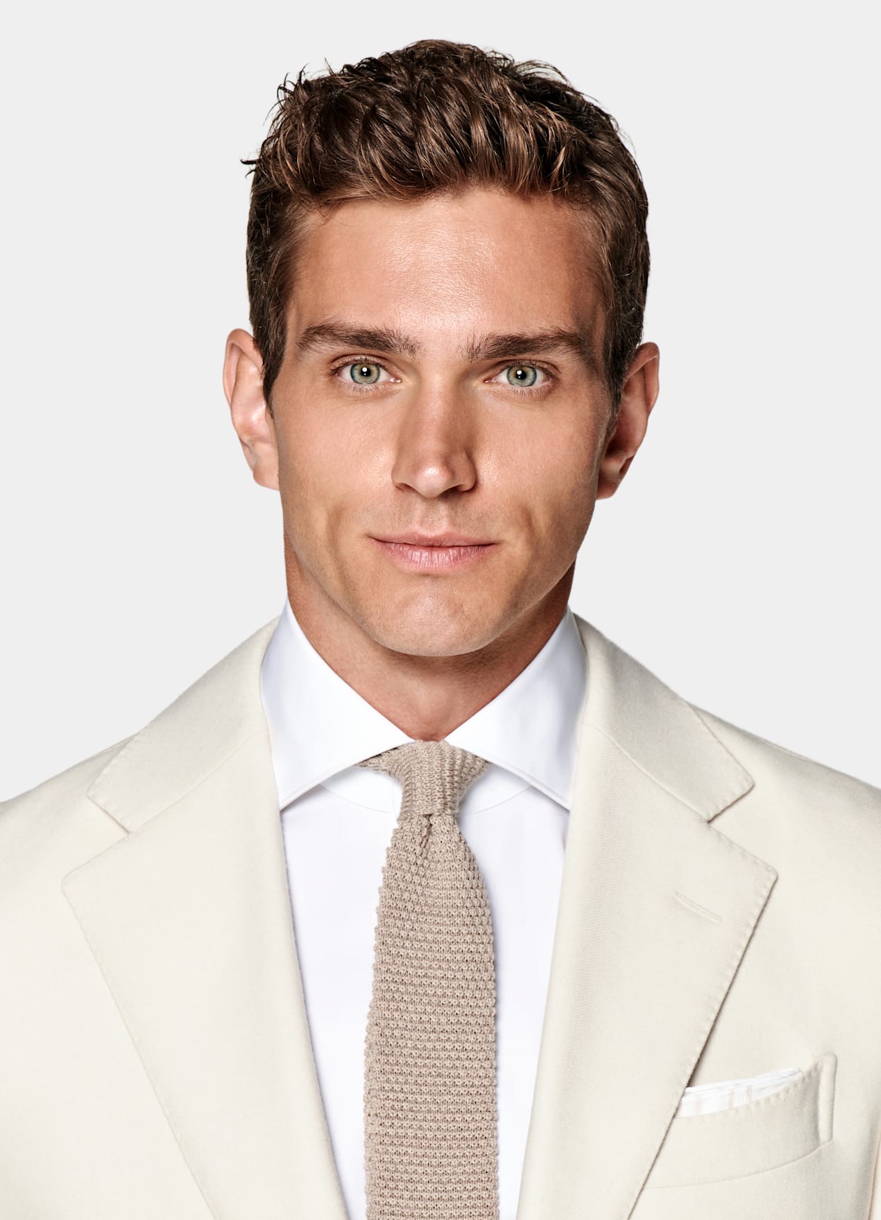 Costume Havana coupe Tailored blanc cassé