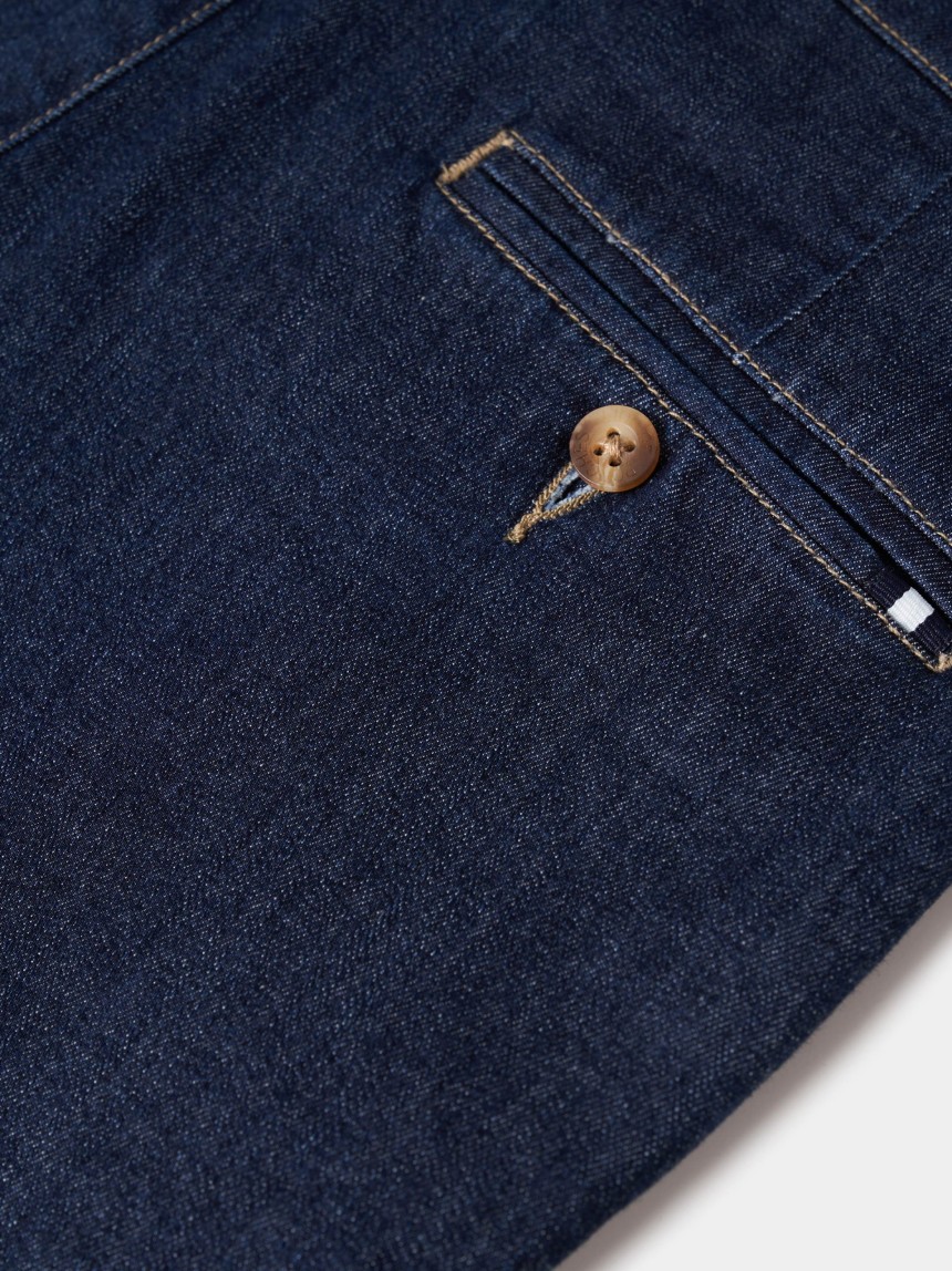 Calças chino em denim