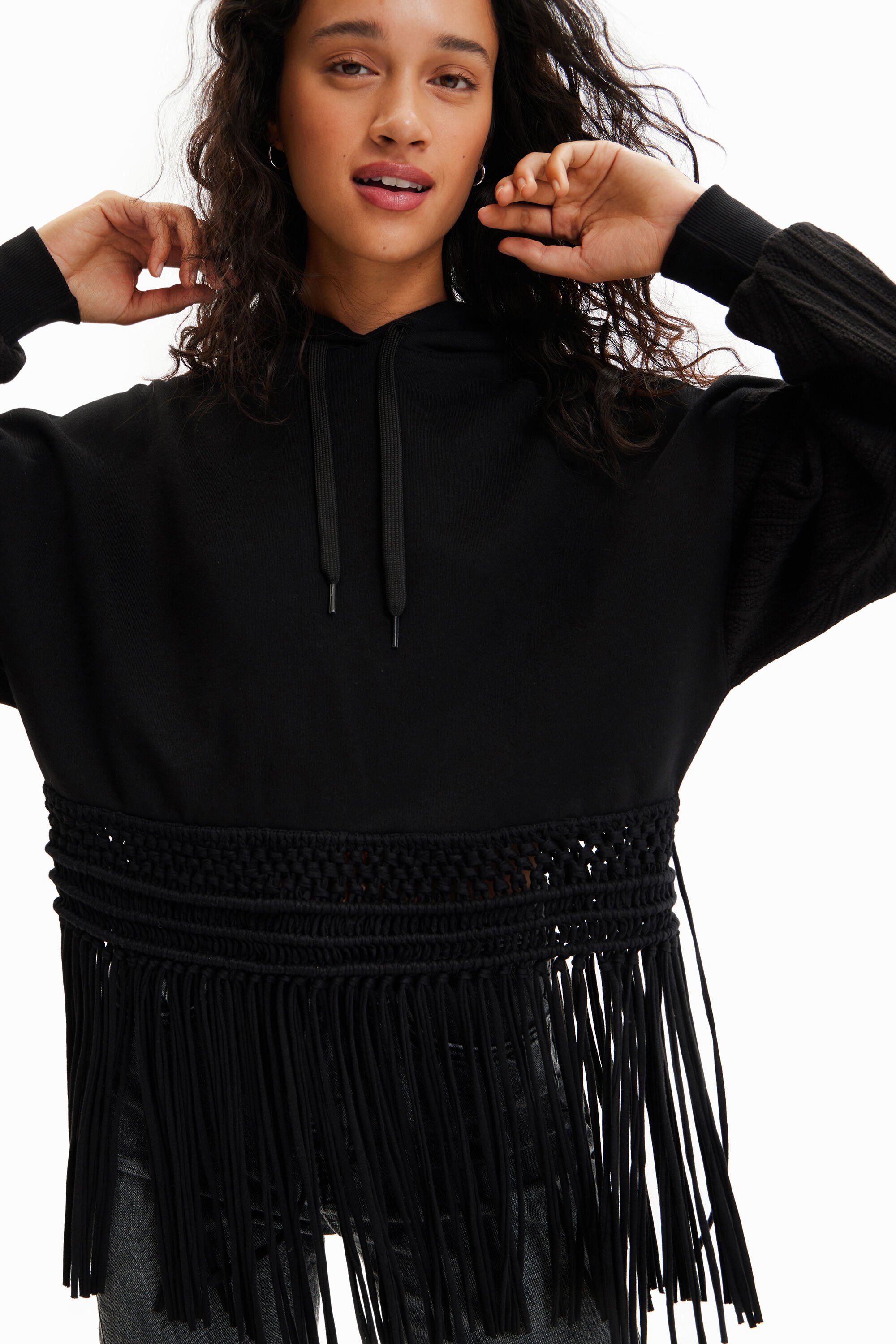 Sweat-shirt oversize capuche franges