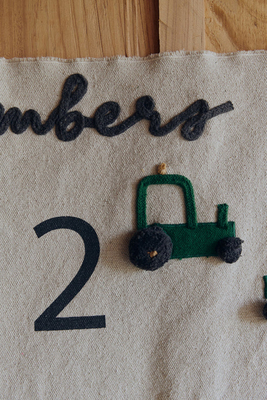 Lorena Canals Veggdekorasjon, Farm Numbers