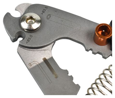 Pince Coupe Câbles  Gaines et Rayons IceToolz 67A5 pour Shimano
