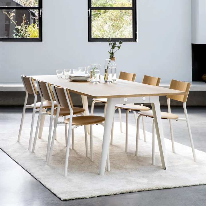 TipToe - NEW MODERN Esstisch 95 x 220 cm, Walnuss / graphite black