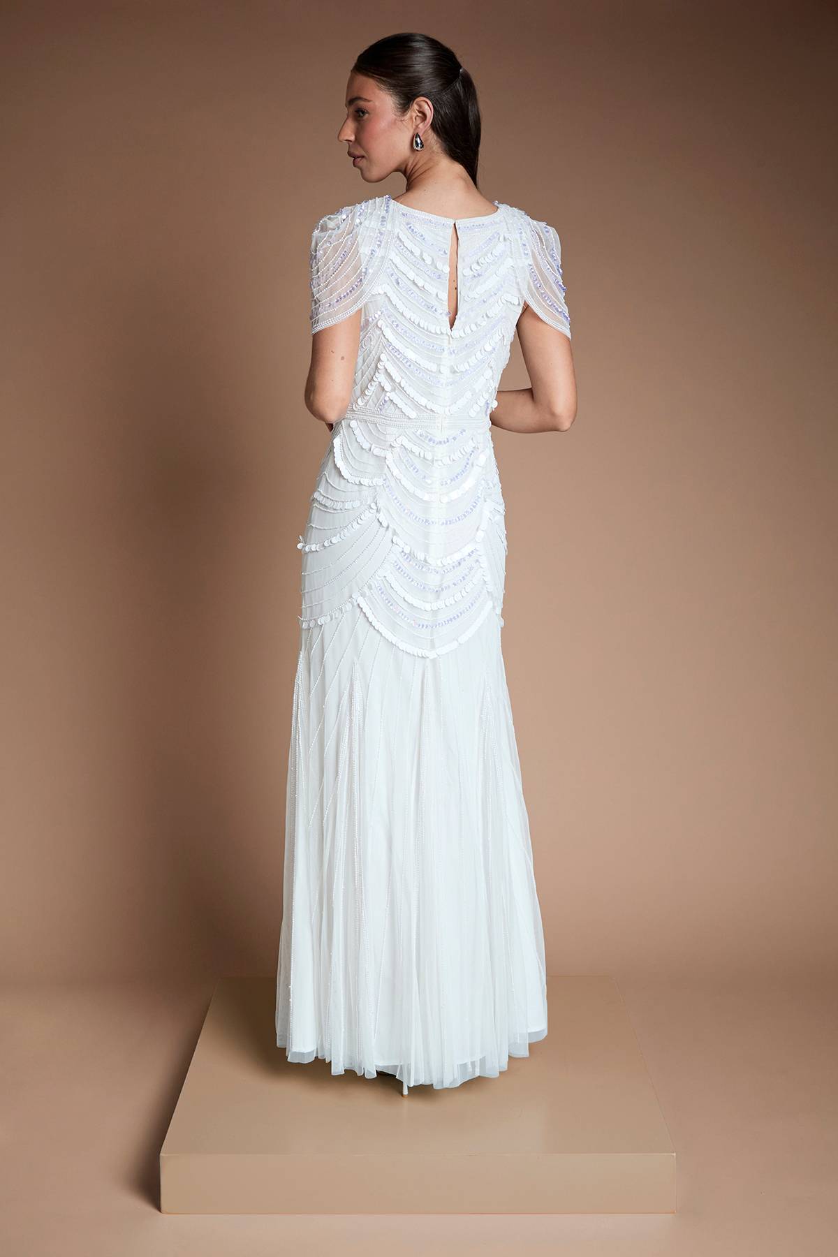 Coast Robe De Mariée Ornée Avec Épaules Cape