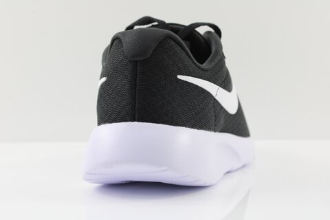 Nike Sneaker