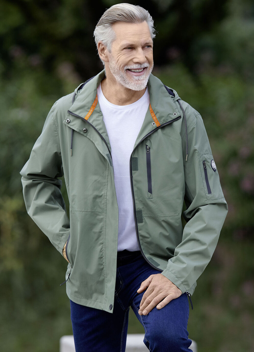 Funktionsjacke mit Kapuze