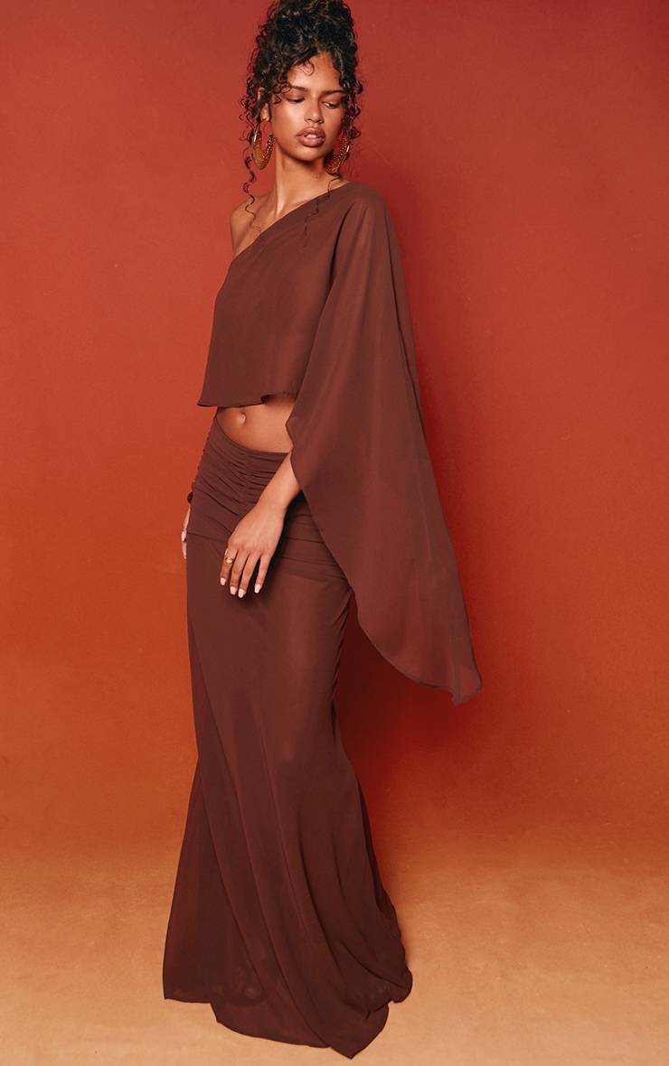 Dark Chocolate Ensemble Haut Cape En Mousseline Asymétrique