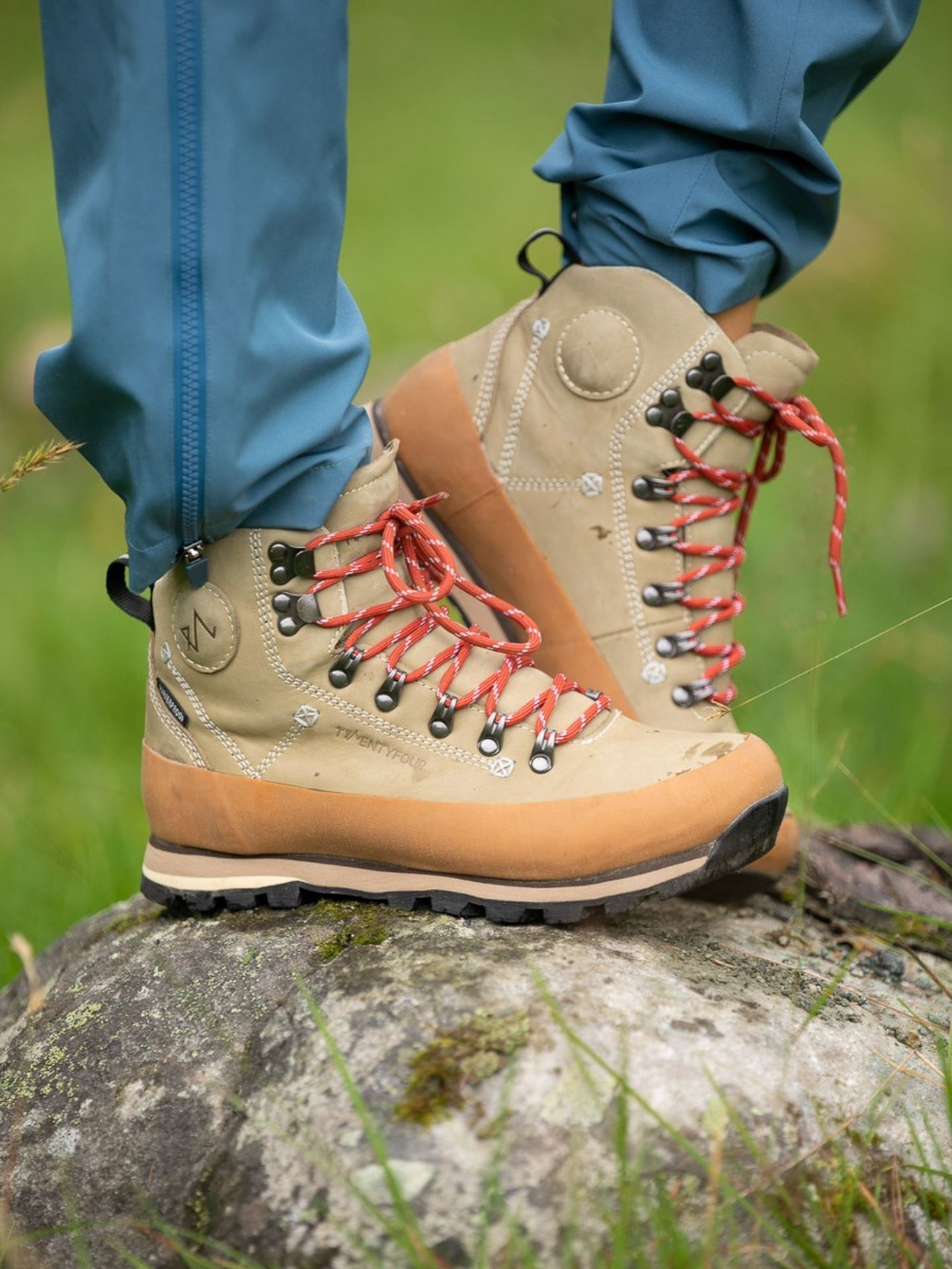 Finse Leather Boot