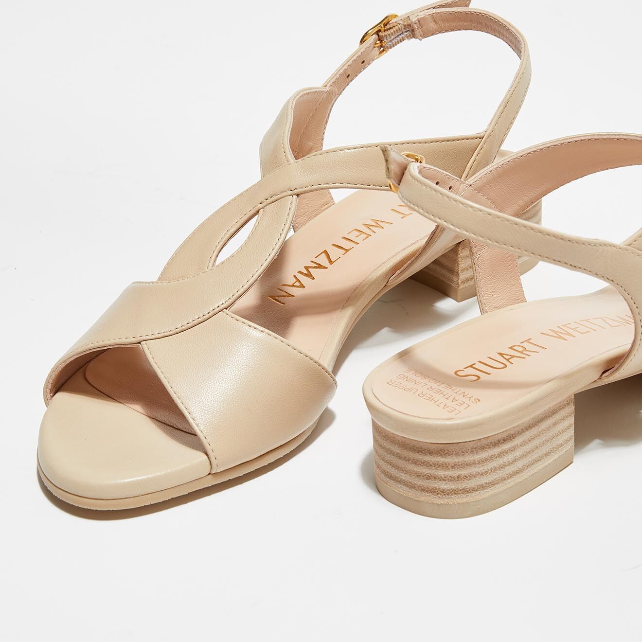 Stuart Weitzman Sandales en Cuir Shalena beiges