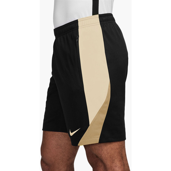 Nike Strike Short