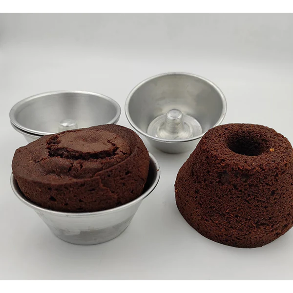 4 mini moules à savarin aluminium 8,4 cm