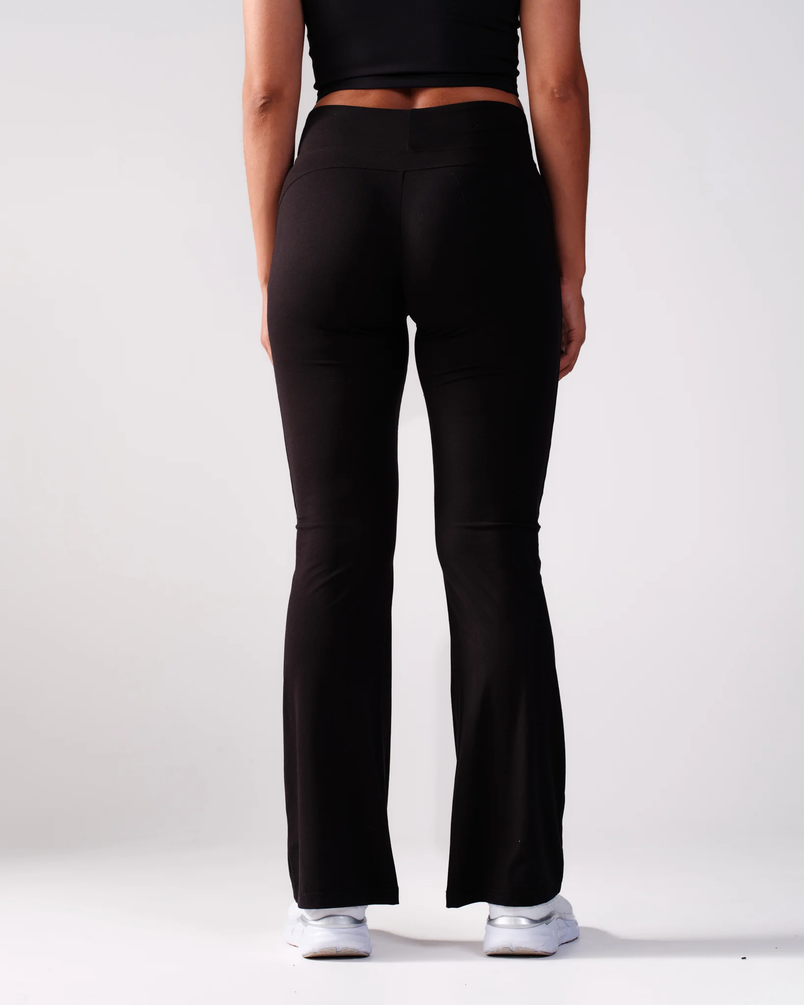 LEVITY Calm Straight Leg Pants 2.0 Black