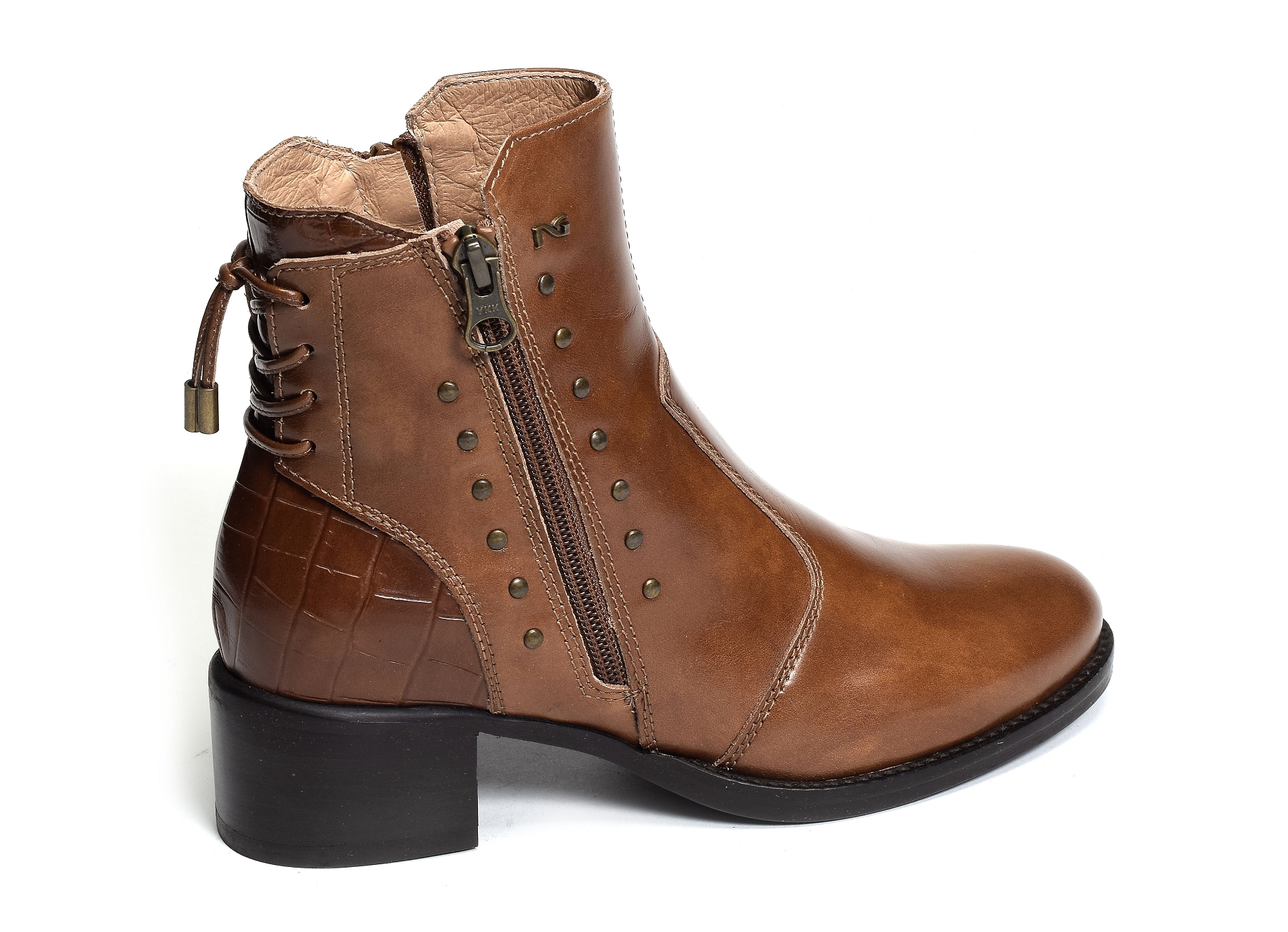 16761 camel