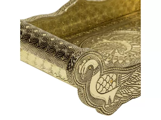 Plateau en métal repoussé doré 25x13x6h