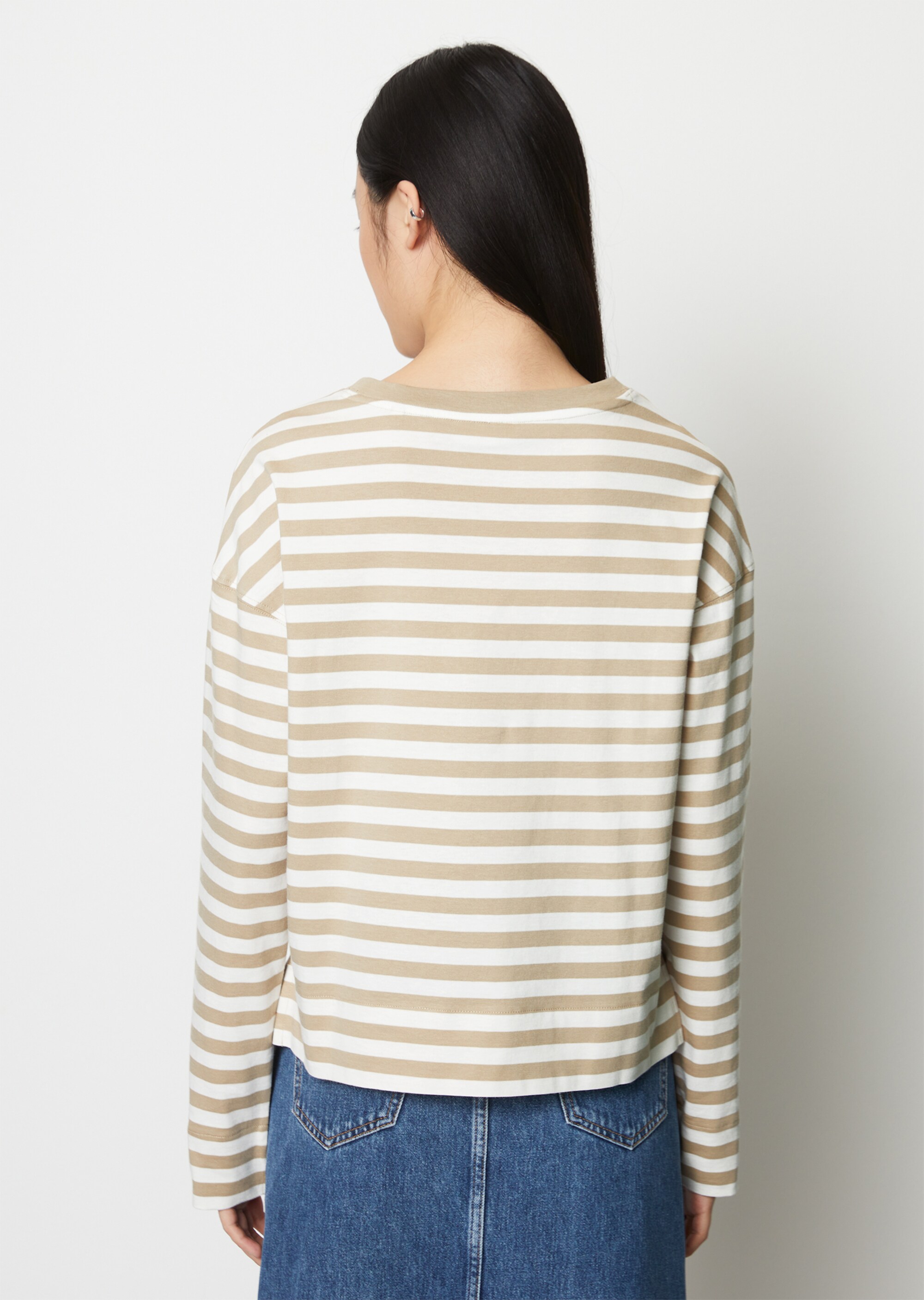 Ringel-Longsleeve loose aus garngefärbter Bio-Baumwolle