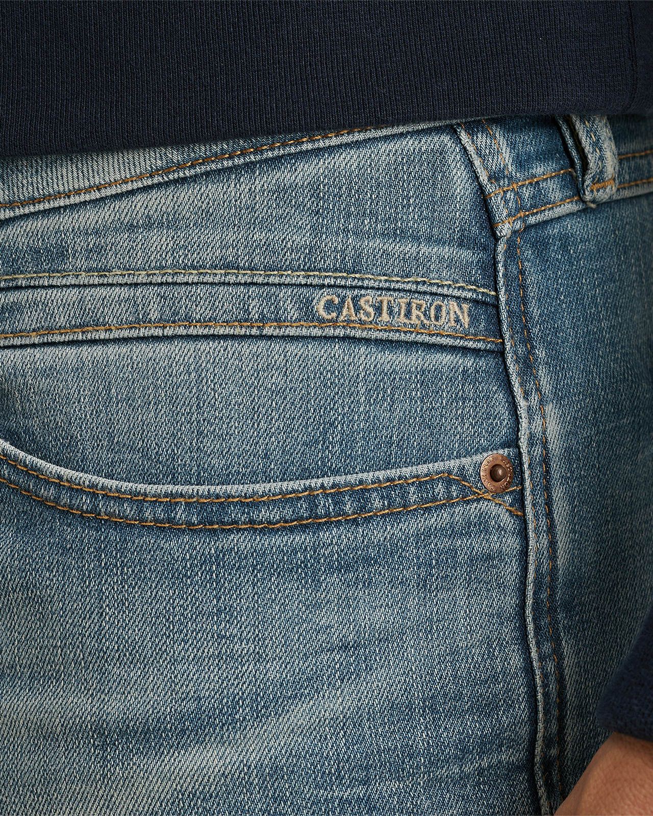 Cast Iron Shiftback Jeans