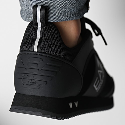 Baskets Sneakers X8X027-XK347 Triple Black