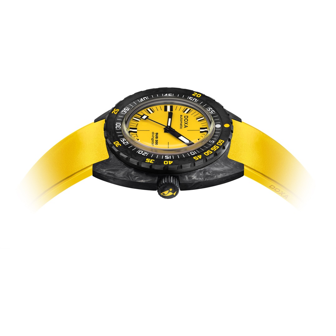 Doxa SUB 300 Carbon Divingstar