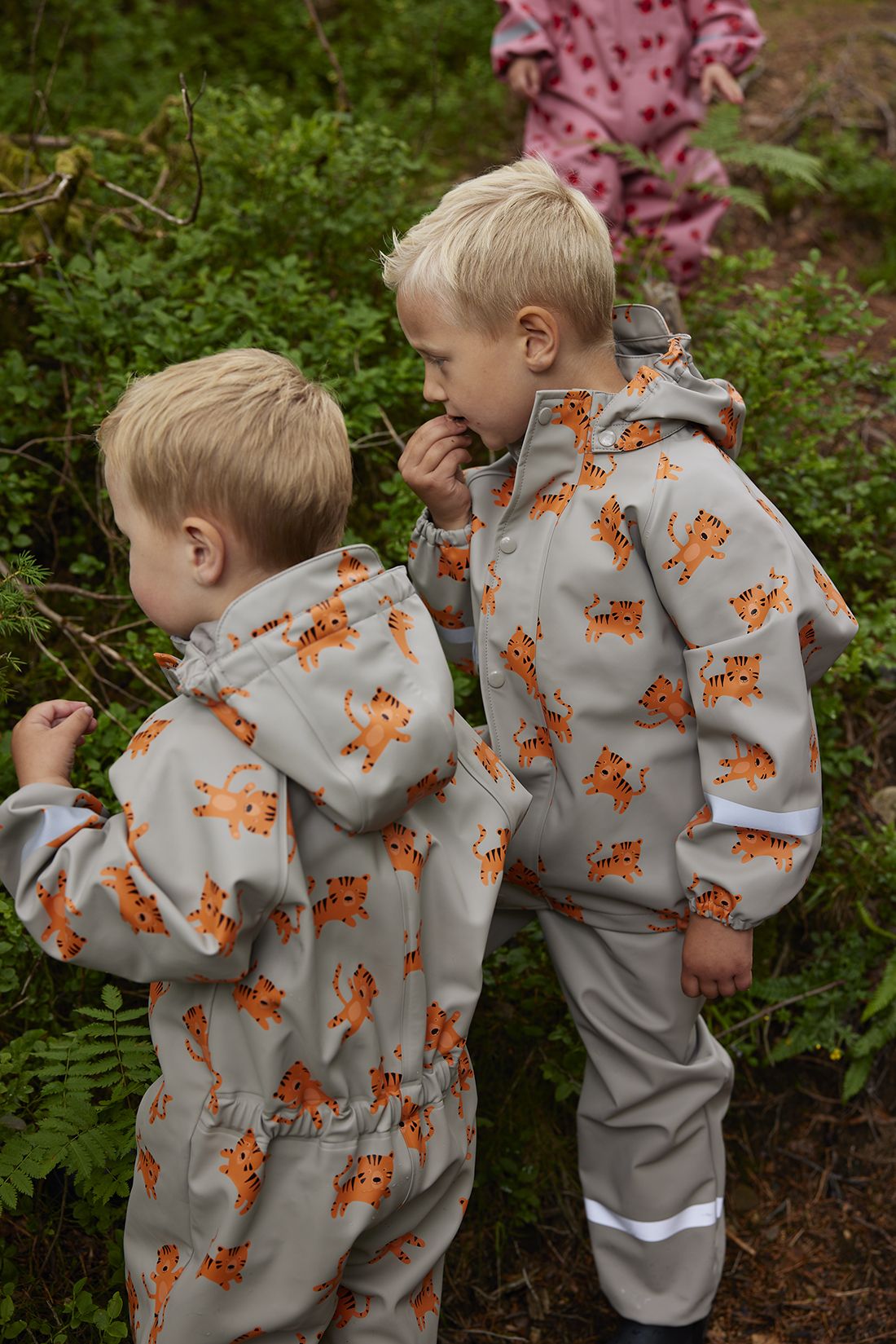 Regndress med fôr og print Pøse