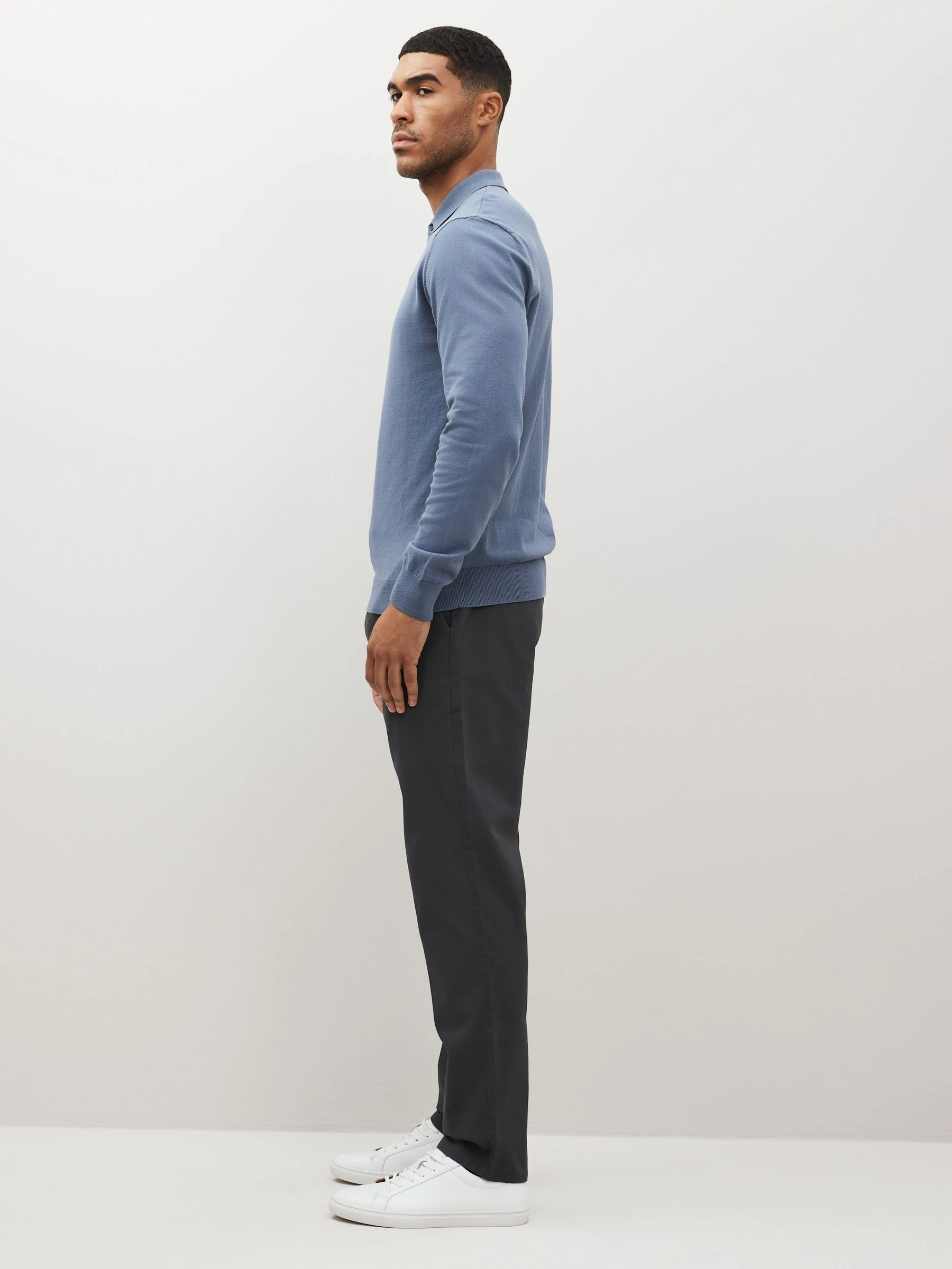 Grijs - Straight-fit chino van 100% katoen