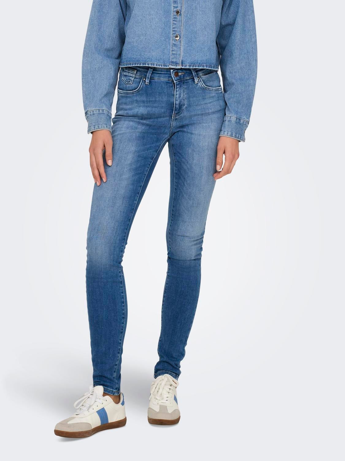 ONLBLUSH Mittlere Taille Skinny Fit Jeans Medium Blue Denim