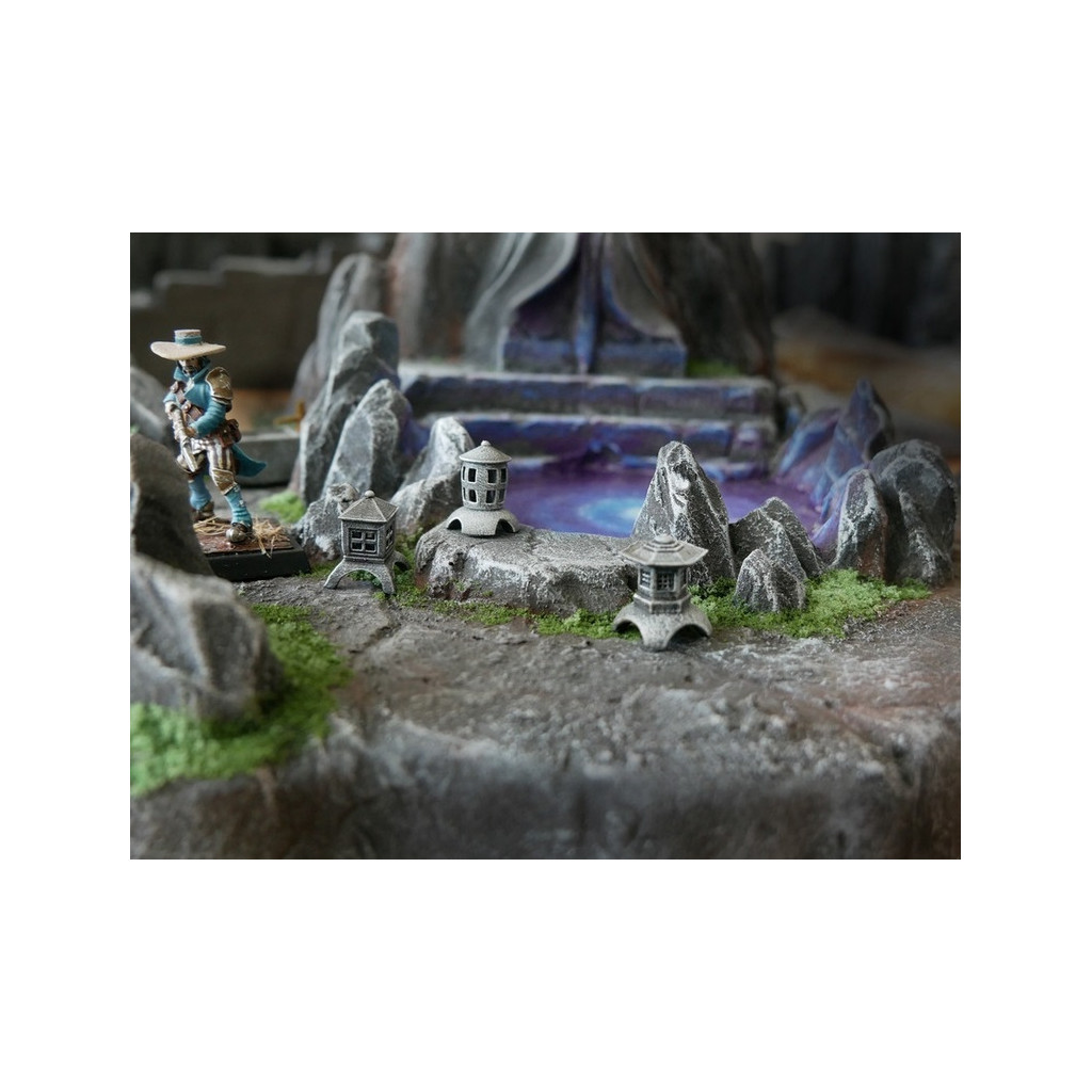 Ziterdes: Set of Stone Lanterns and Bamboo Fountains