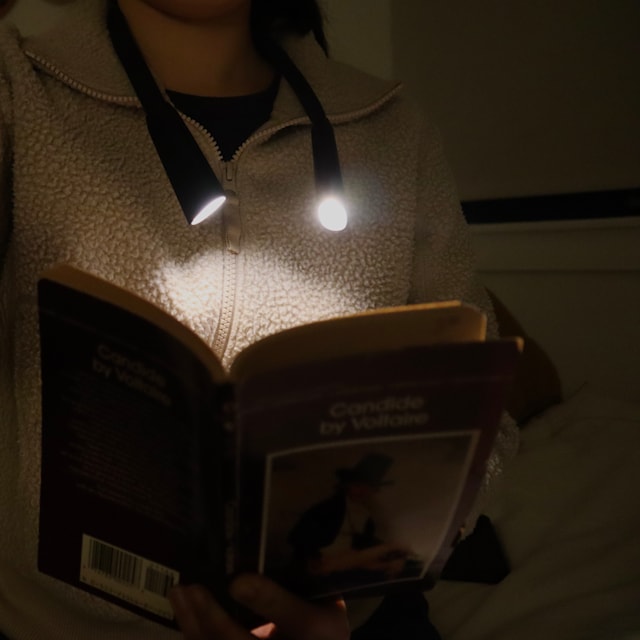 Hands-free Booklight Kikkerland
