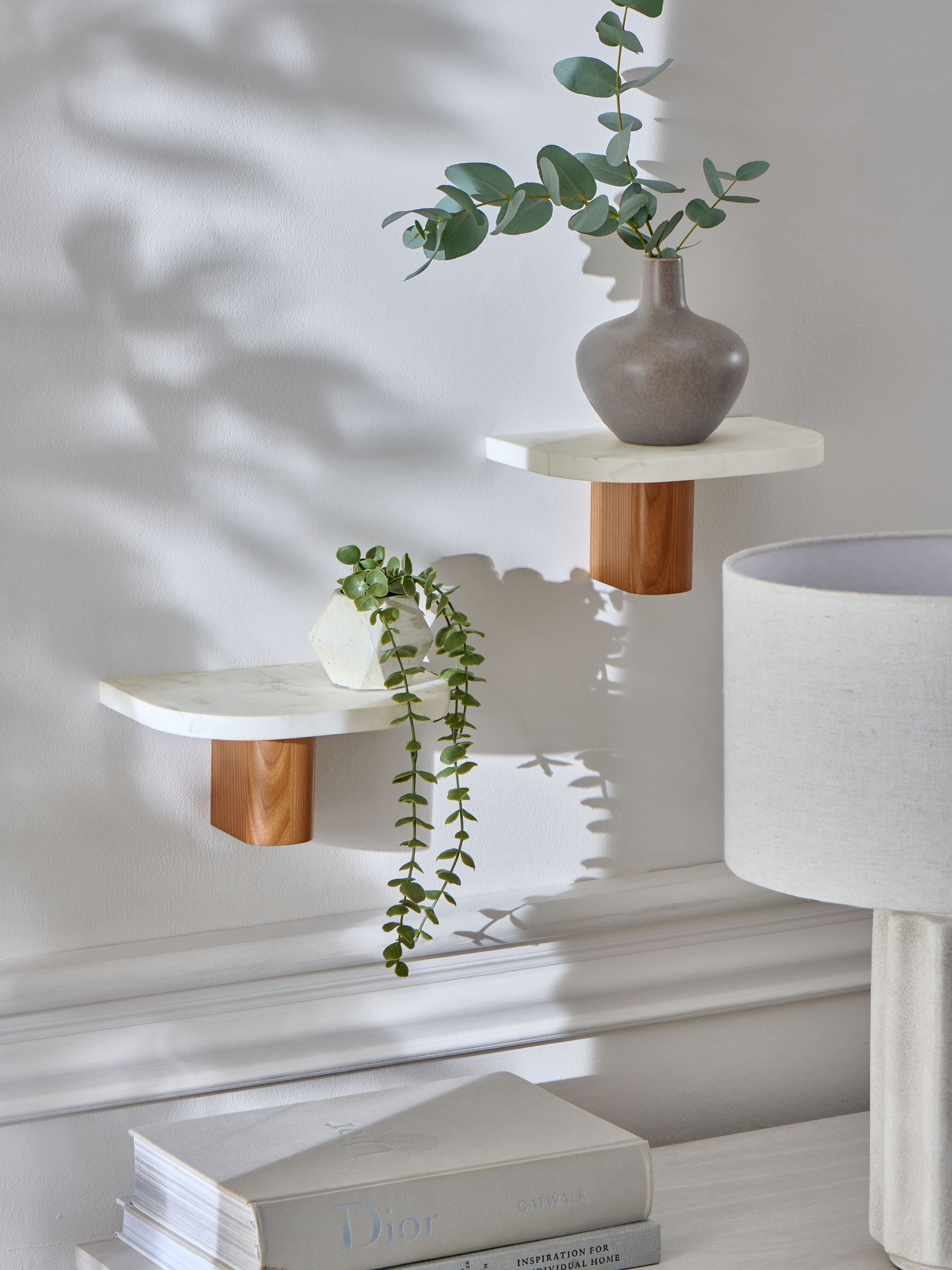 Set of 2 Marble Effect Shelves