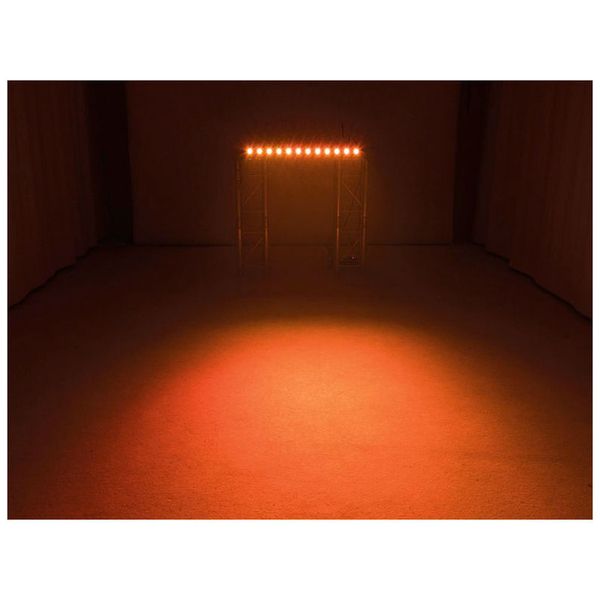 Eurolite LED Bar-12 QCL RGBW