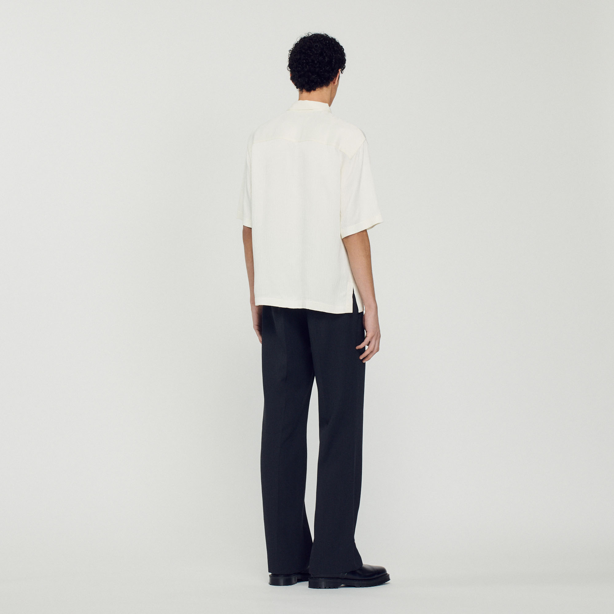Chemise á manches courtes