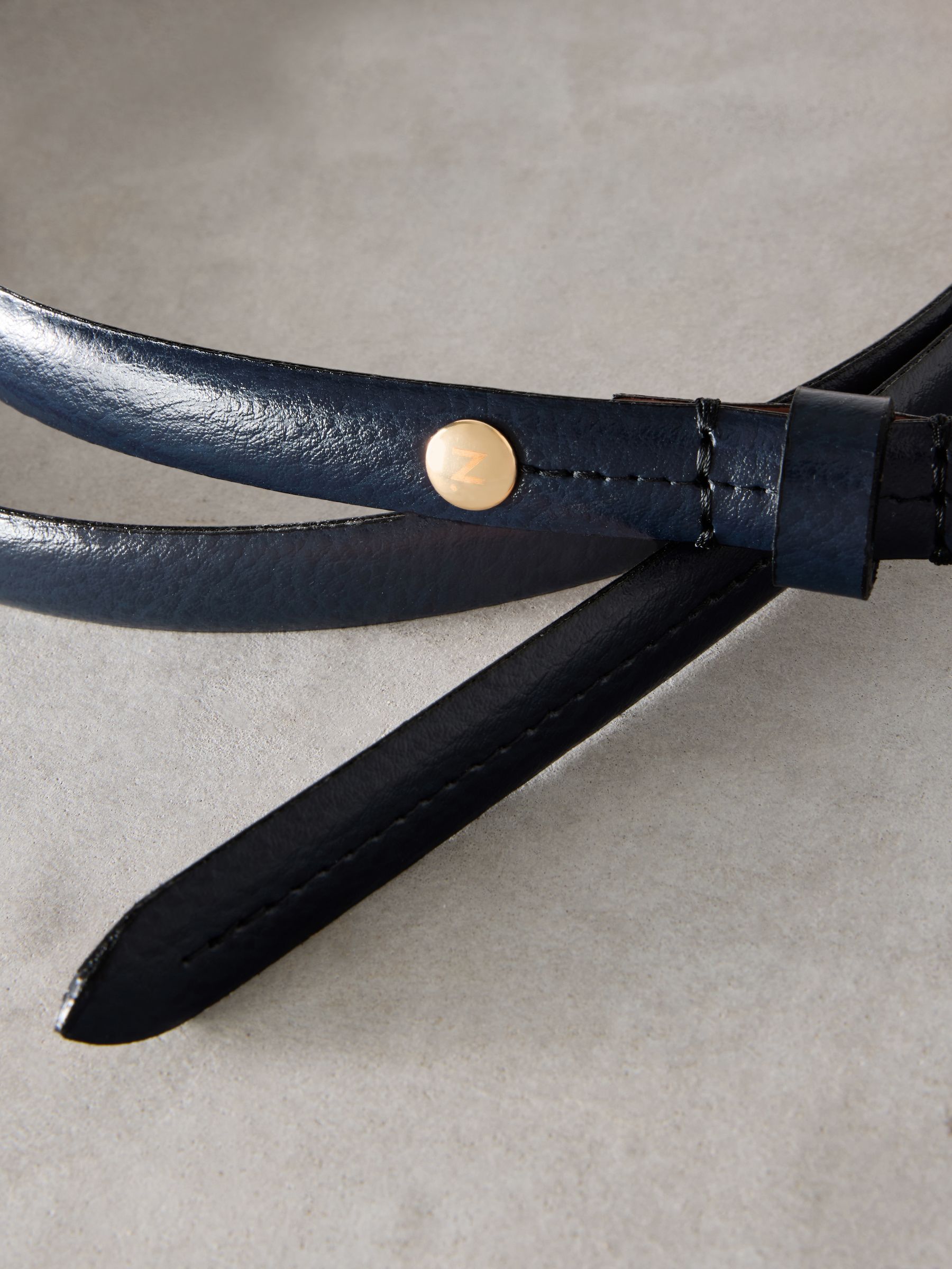 Marineblauw - N. Premium skinny Made In Italy leren riem