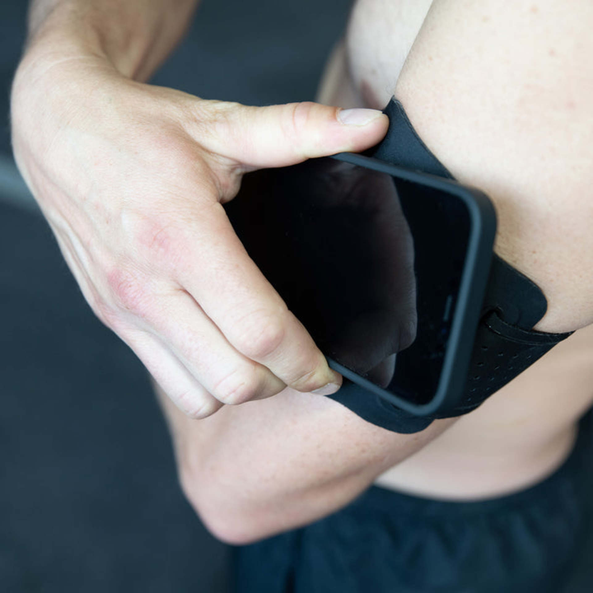 SP Connect Hardlooparmband met Smartphone Bevestiging Zwart