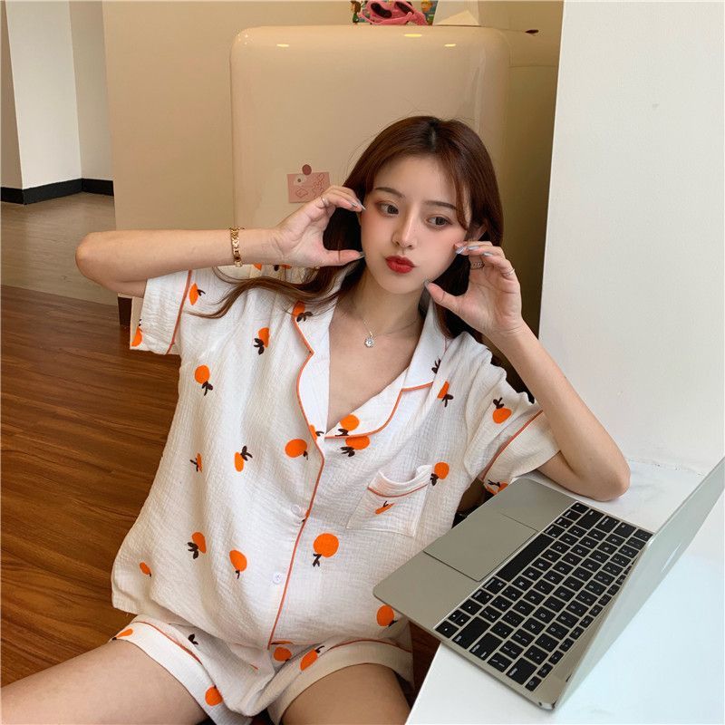 Tanee - Pyjamaset: Top met korte mouwen en print + korte broek