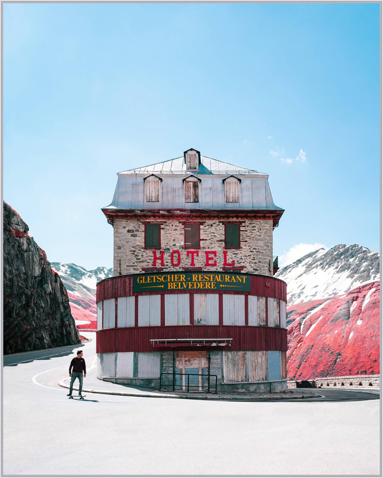 Belvedere Hotel by Paolo Pettigiani - Limited Edition. Edition of: 150. Signed.